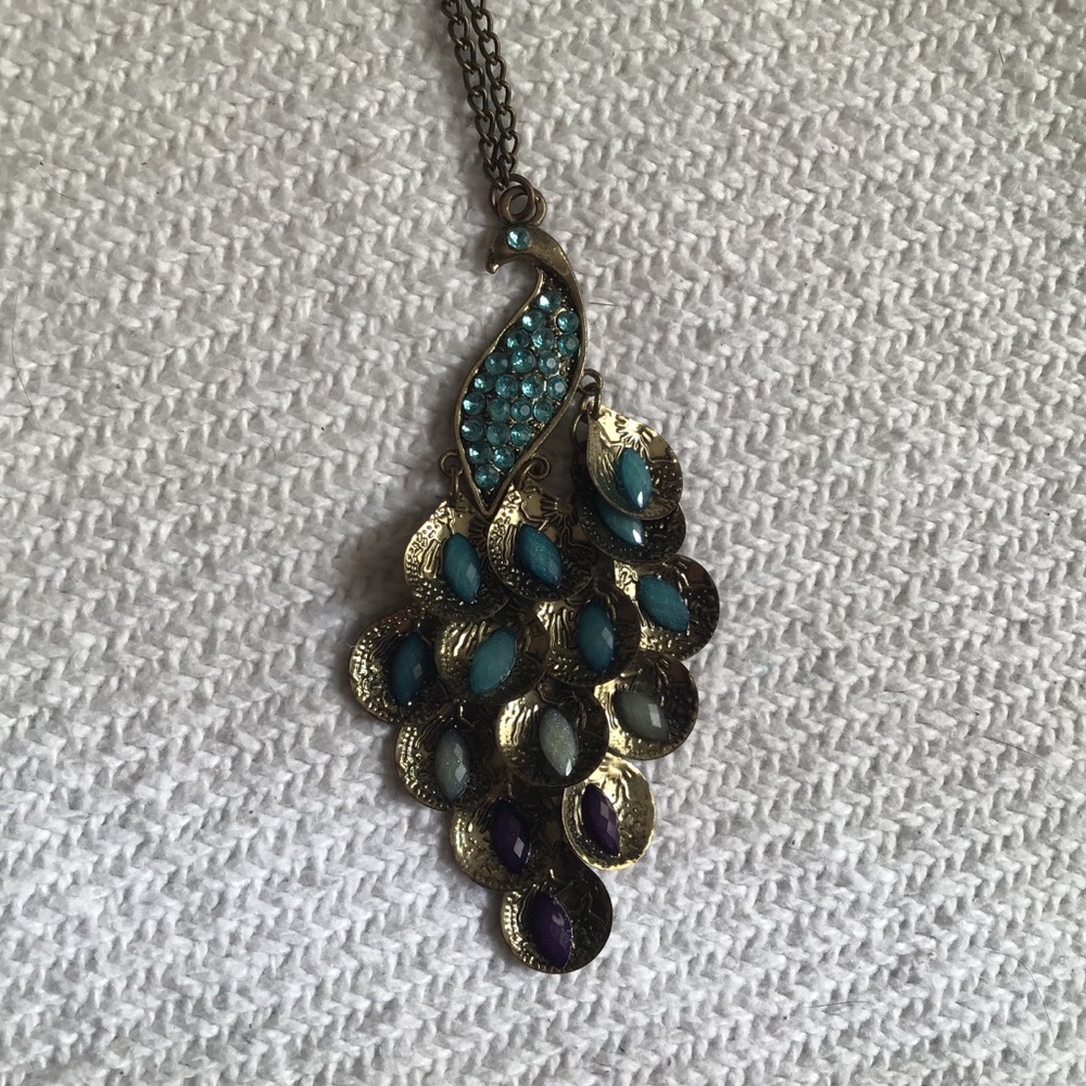 Peacock dangle pendant necklace